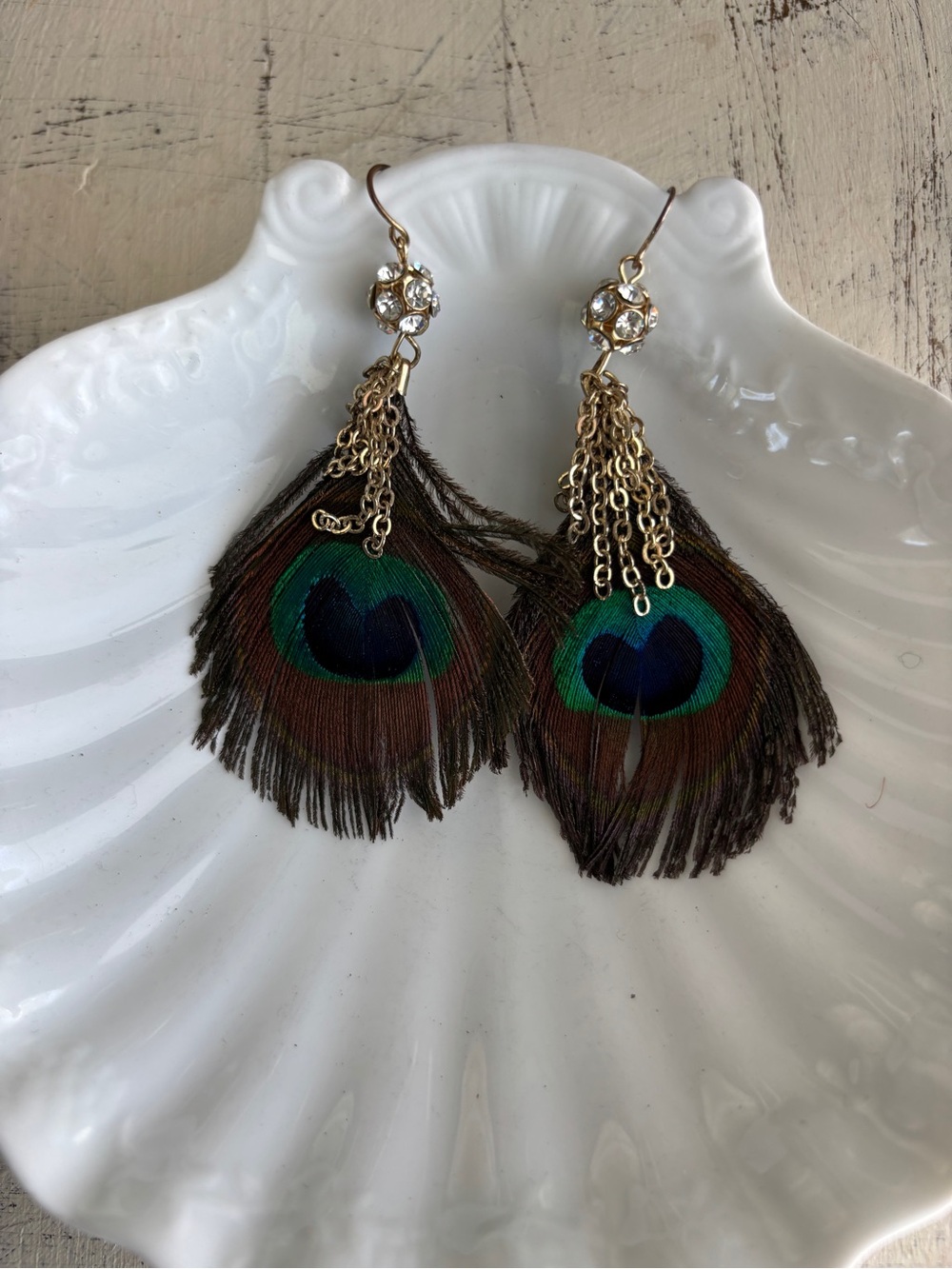 Gold Chain Peacock Feather Drop Earrings - Green Blue